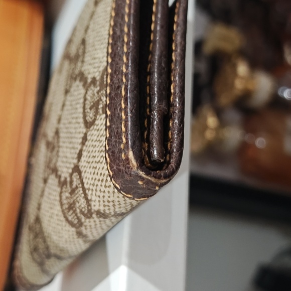 Vintage Gucci Coin Envelope - Picture 5 of 13